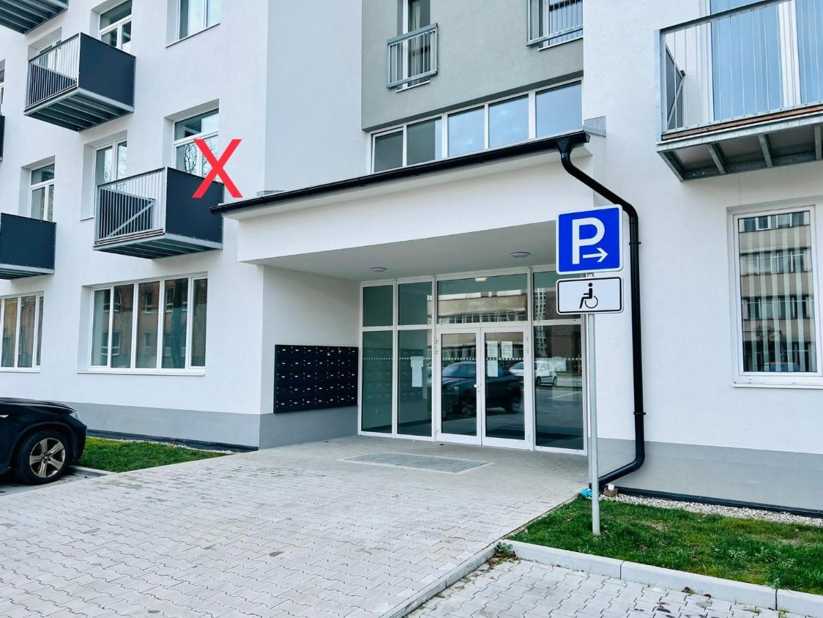 Apartman Liptov Np9 Liptovsky Mikulas Luaran gambar