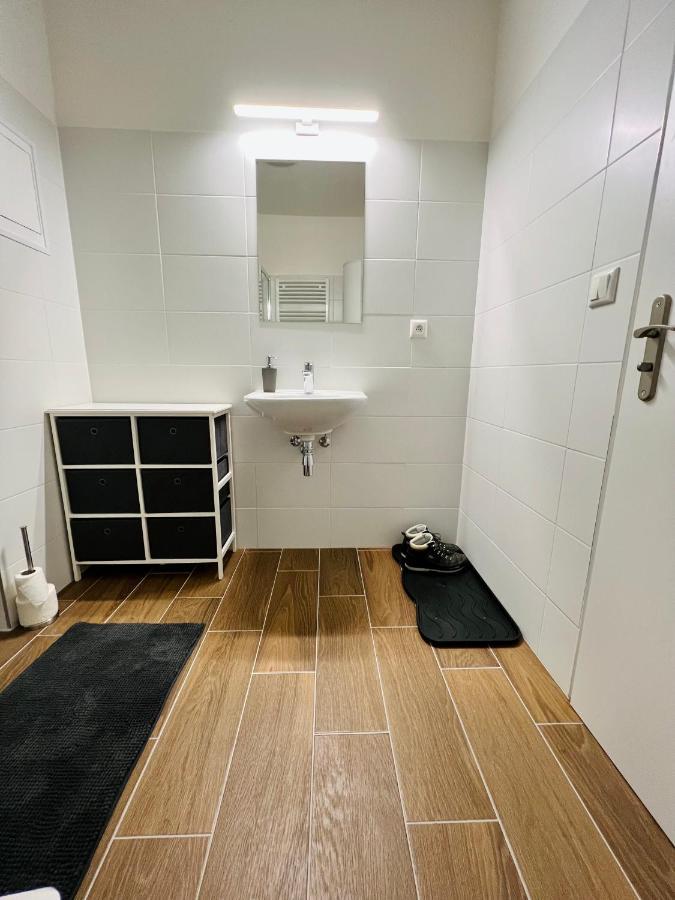 Apartman Liptov Np9 Liptovsky Mikulas Luaran gambar