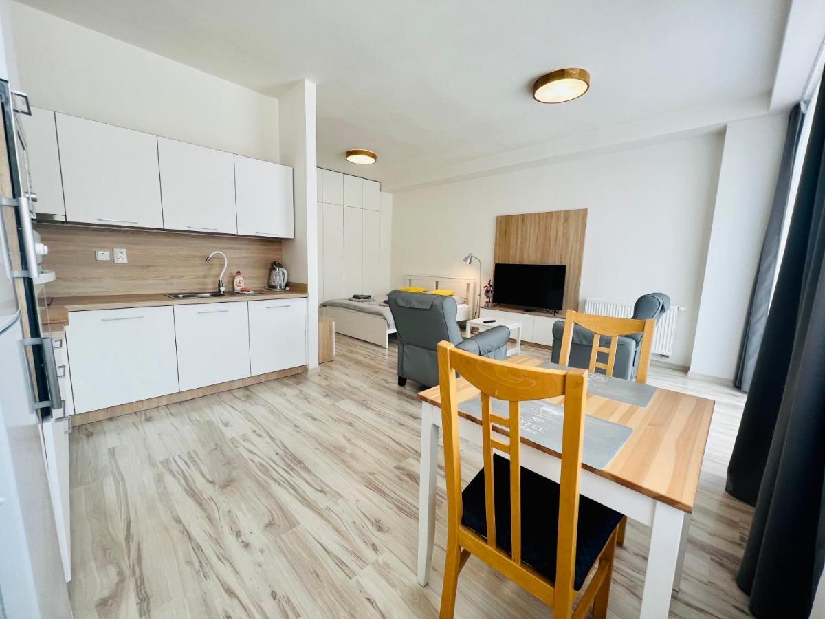 Apartman Liptov Np9 Liptovsky Mikulas Luaran gambar
